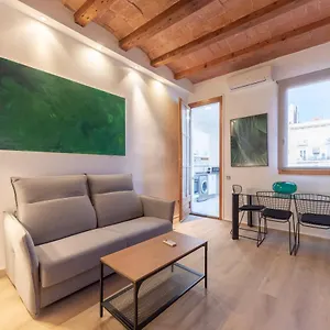 centric-gracia-apartments.catalonia-hotels.com/