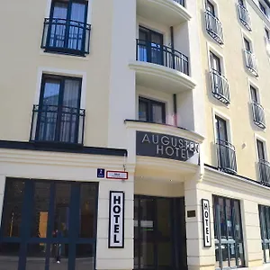 Augusten Otel